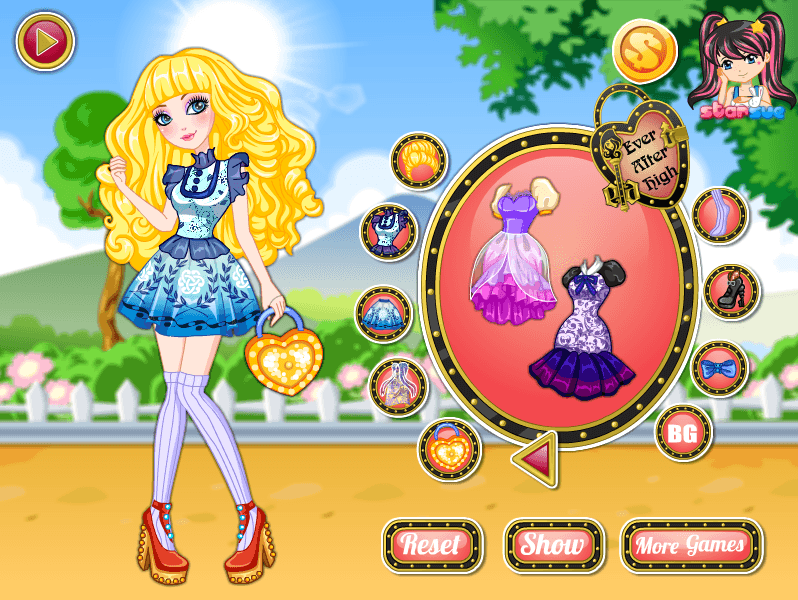 Through The Woods Blondie Locks screenshot