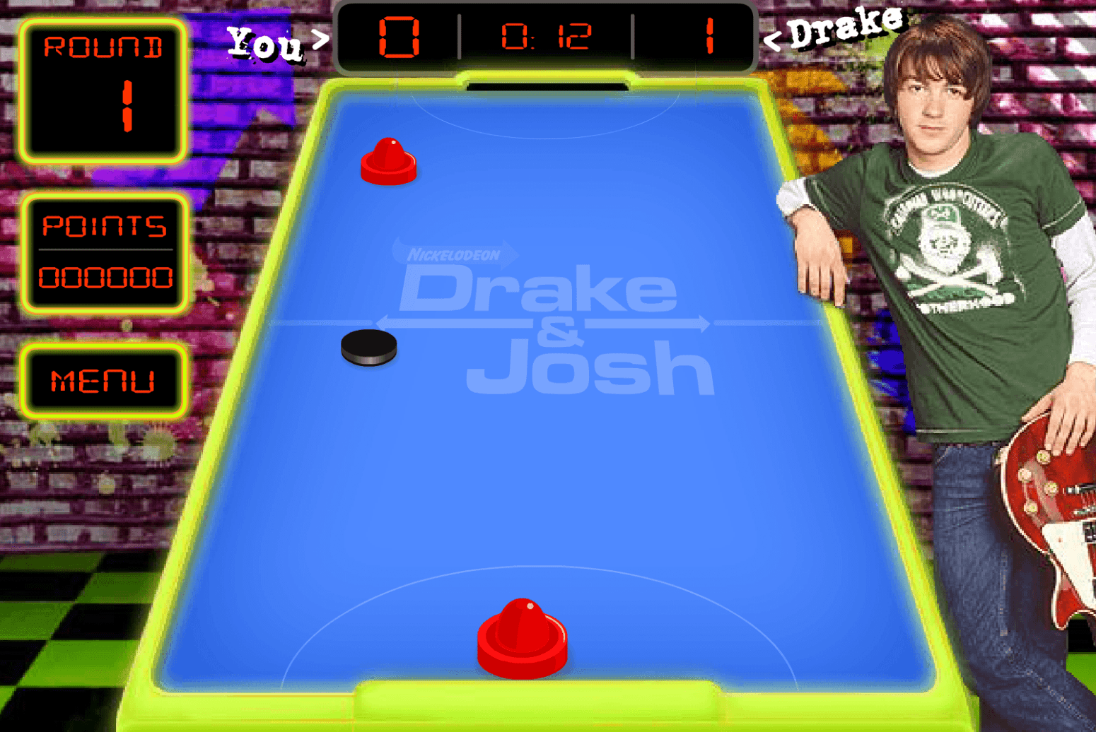 Drake & Josh's Air Hockey Face-Off screenshot