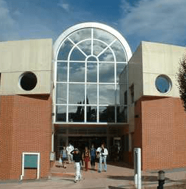 Un collège qui bouge ! [SURNATUREL]